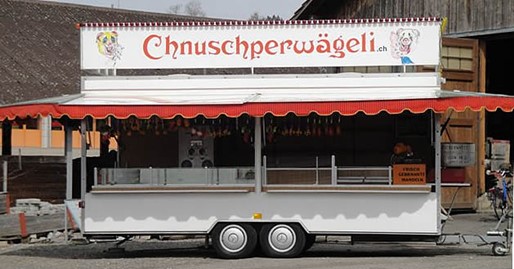 Traditioneller Schweizer Food-Stand Chnuschperwägeli